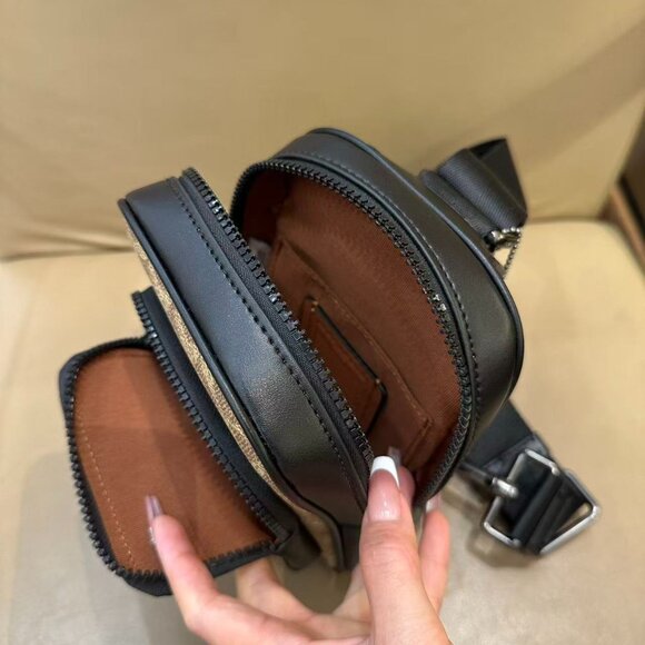 COACH Men's Leather Crossbody/Chest Bag, Size 13 x 20 x 5cm - Picture 7 of 7